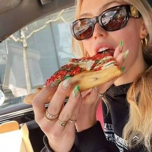 Meet your Posher, Anastasia